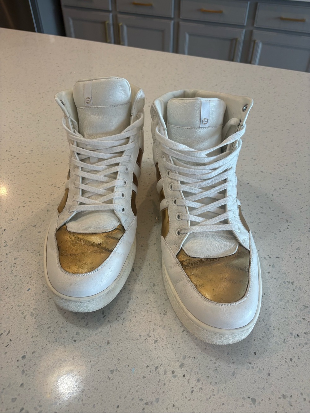 Gucci White Leather High-Top Sneakers with Metallic Gold Panels - Picture 2 of 9